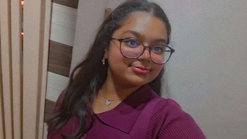 Khushi Singhal 