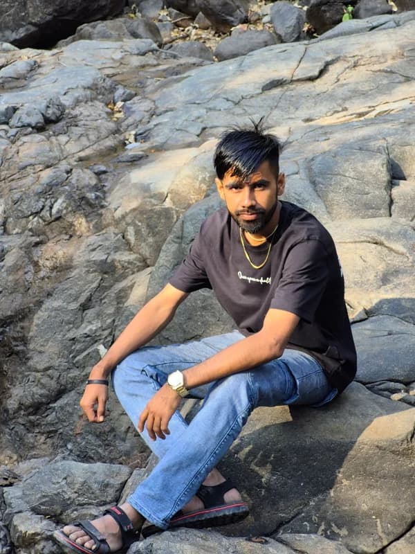 Narendra rajguru 