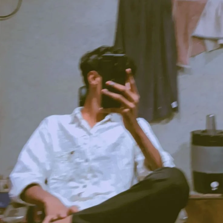 R R GEMING BOY
